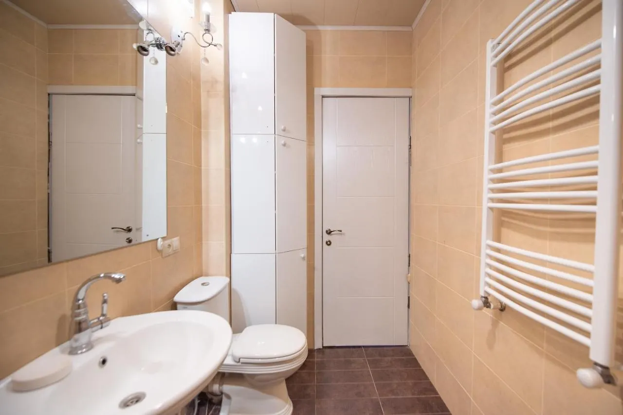 Central Vake W/ Free Parking . 2 Bedroom / 1 Bath Tbilisi